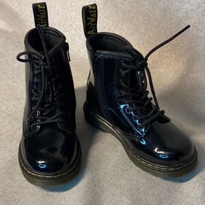 Dr. Martens Girls Shiny Black Lace-Up Boots. Size 9